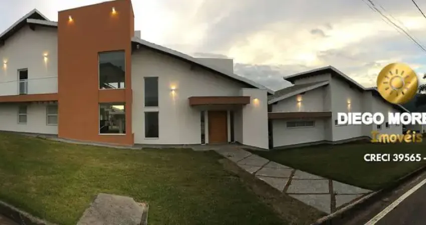 Mansão à venda em condomínio de Alto Padrão em Atibaia