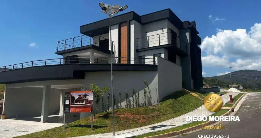 Casa de Alto Padrão à Venda no Condomínio Portal Lamis!