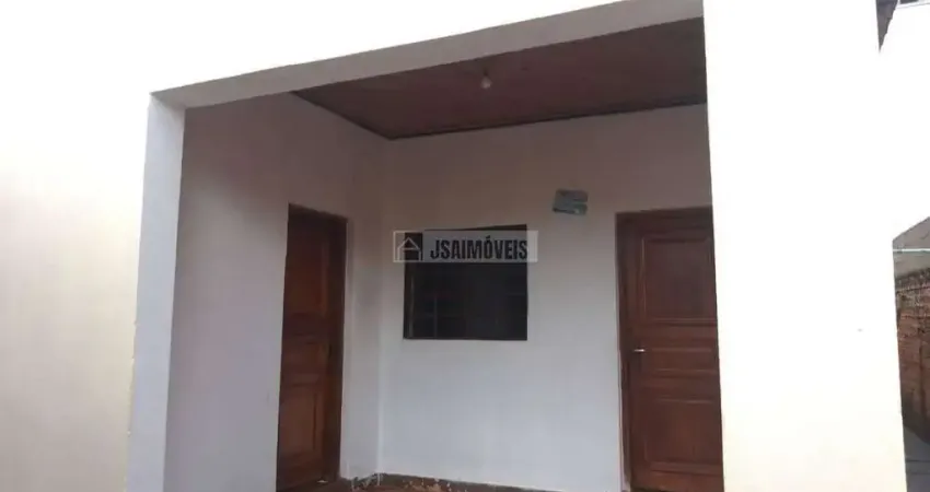 Casa com 3 quartos à venda no Centro, Dumont