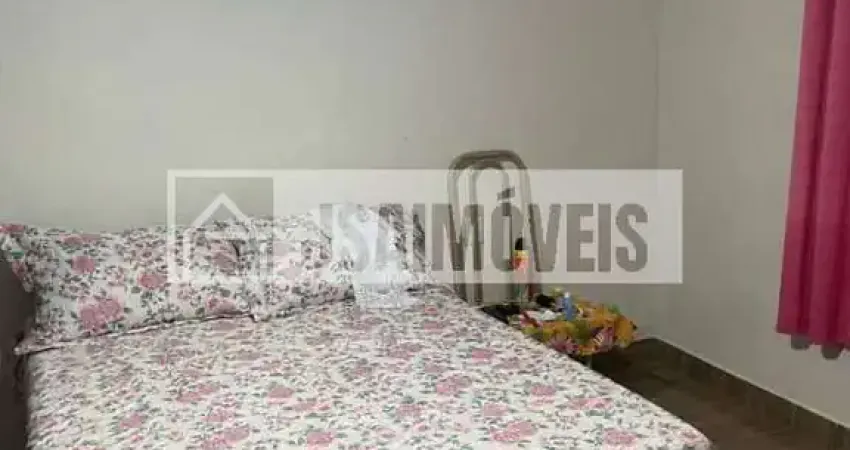 Casa com 4 quartos à venda no Centro, Dumont