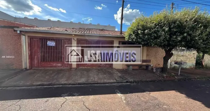 Casa para Venda em Pradópolis / SP no bairro CENTRO