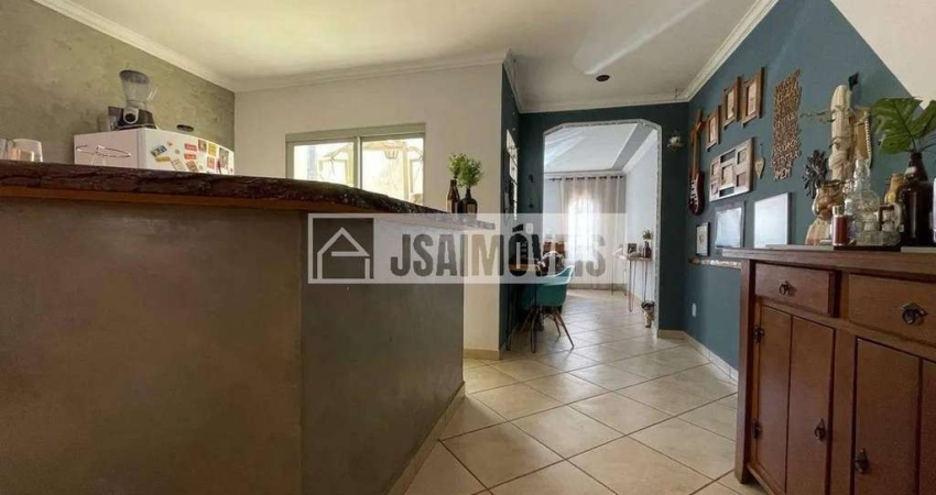 Casa para Venda em Ribeirão Preto / SP no bairro Adelino Simioni