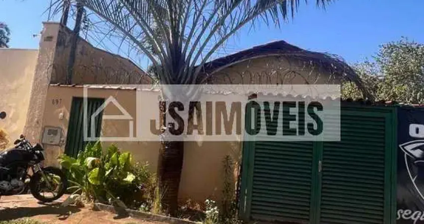 Ótima casa comercial ou residencial próximo a av. joão fiúsa