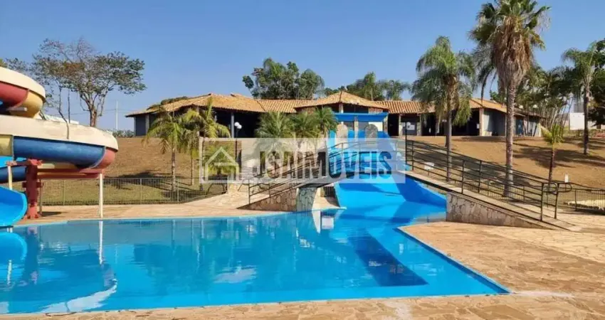 Terreno à venda no Centro, Cajuru