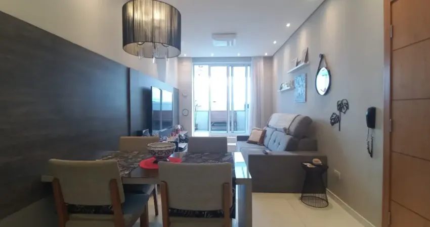 Apartamento frente ao mar – reformado, moderno e com vista deslumbrante da praia