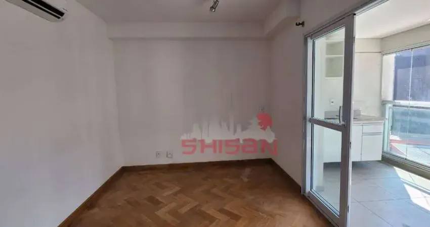 tudio de 32m2 disponi´vel para locac¸a~o no corac¸a~o de Pinheiros com cama king size, ar condicionado, 1vaga de garagem em pre´dio novo