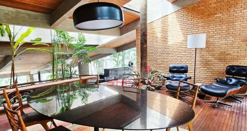 Casa de Alto padrão pe-na-água na Represa de Cantareira/Mairiporã à 45 min do Centro de São Paulo