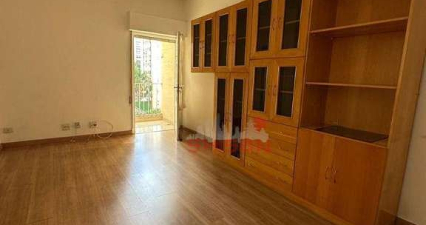 Apartamento a venda em ótima localização do Jardim Paulista com 112m² reformado.