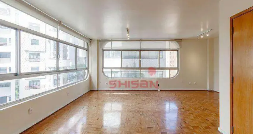 Apartamento de 145m² de área útil, sol da manhã e tranquilidade no Itaim Bibi