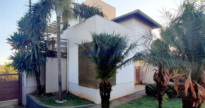 Casa para Venda em Piratininga, Residencial Primavera, 3 dormitórios, 3 suítes, 4 banheiros, 4 vagas