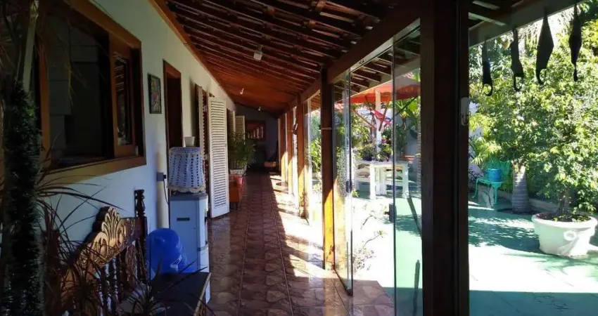 Casa à venda, 110 m² por R$ 400.000,00 - Vila Universitária - Mogi Mirim/SP