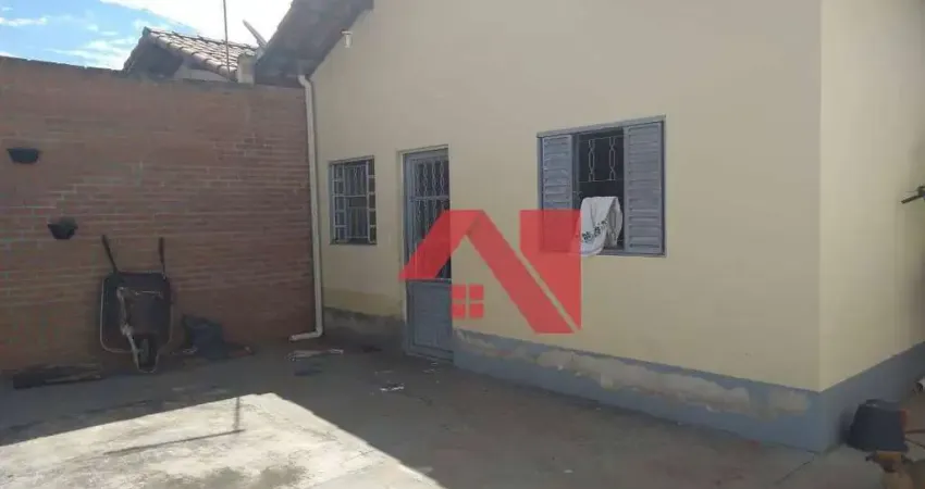 Casa com 2 dormitórios à venda, 50 m² por R$ 215.000,00 - Jardim Araucária - Mogi Guaçu/SP