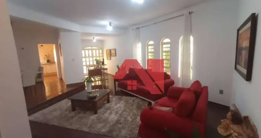 Sobrado com 3 dormitórios à venda, 220 m² por R$ 2.860.000,00 - Centro - Mogi Guaçu/SP