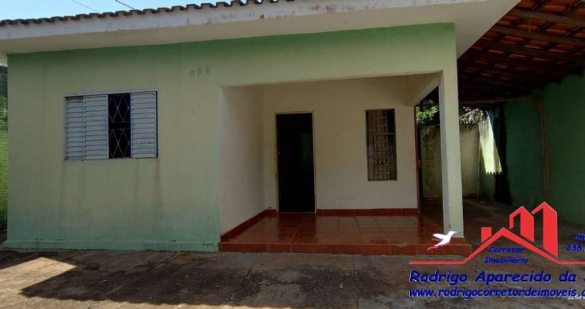 Casa a venda 3 dormitórios + Edícula de 5 cômodos - Recanto dos Pássaros