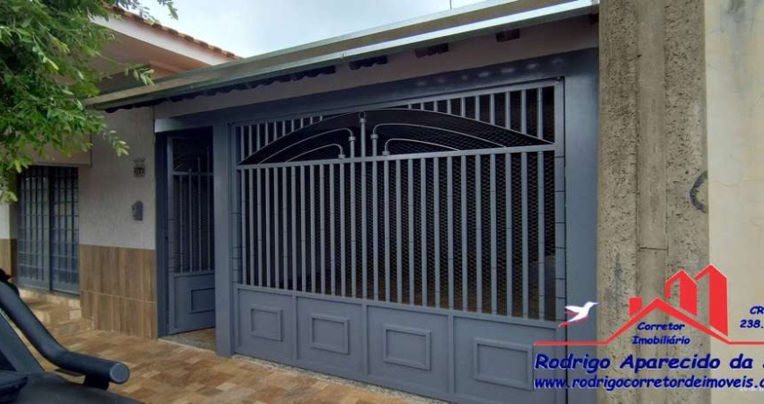 Vendo Casa de 3 Dormitórios - Edícula - Colinas Park II - Birigui