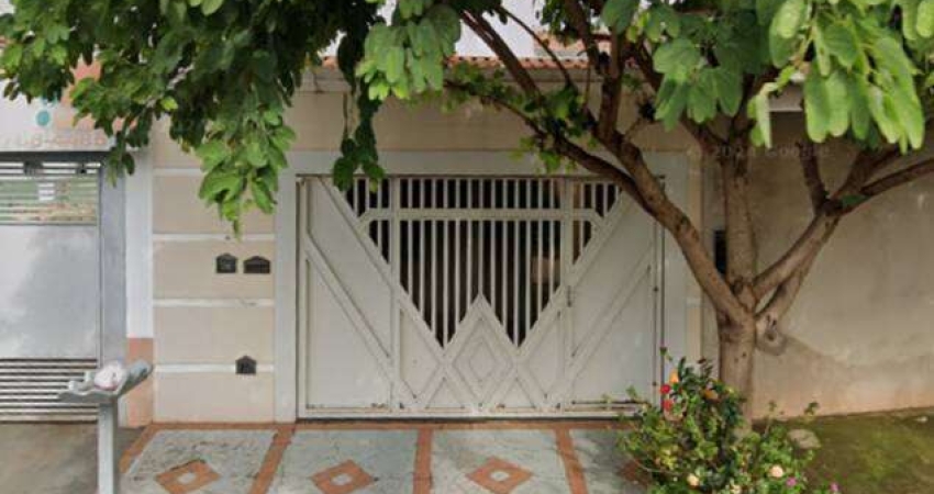 Vende-se Sobrado 2 dormitórios com área gourmet - Laluce - Birigui*