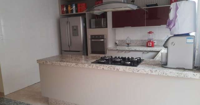 Casa em Cajamar no Polvilho com 3 dormitórios e 3 vagas de garagem