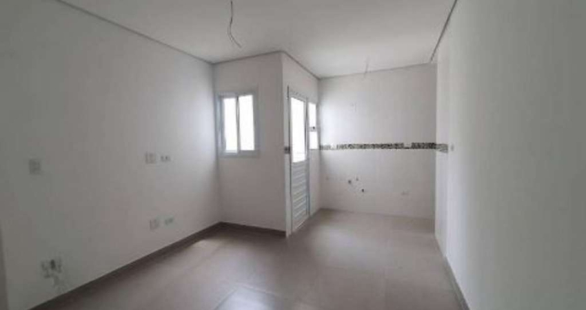Apartamento sem condomínio com 2 dormitórios sendo 1 suíte com quintal e closet,  vaga de garagem