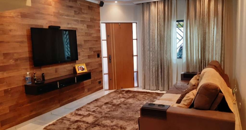 Sobrado a venda com 138m² com 3 dormitórios, 4 vagas