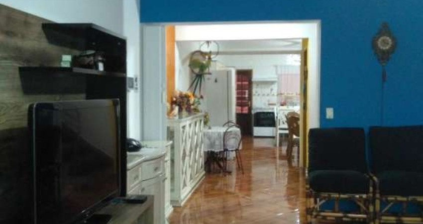 Sobrado em Vila Pires, 204m², 3 Dormitórios.