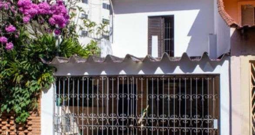 Casa à venda em Santana com 150m² 2 dormitórios 1 banheiro 2 vagas.