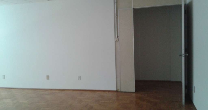 Conjunto Comercial à venda na Bela Vista com 62m² 2 banheiros 1 vaga