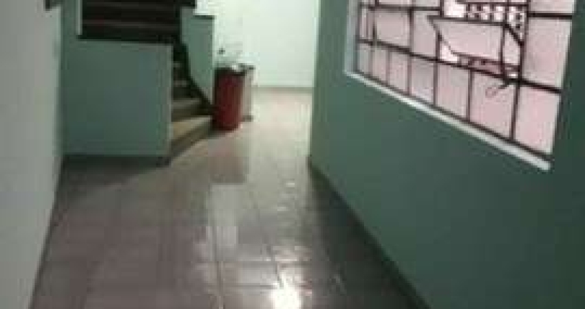 Apartamento no Condomínio Rogerio Levorin na Santa Cecília com 37m² 1 dormitório 1 banheiro