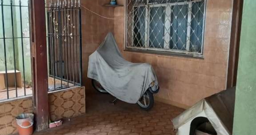 Casas à venda no Jardim Maria Estela com 260m² 3 dormitórios 2 banheiros 3 vagas