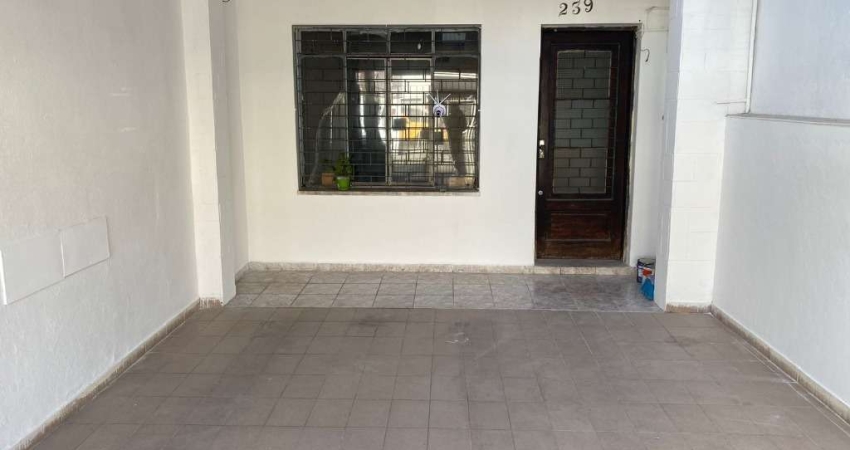 Sobrado em Bairro Cerâmica, 138m², 3 Dormitórios