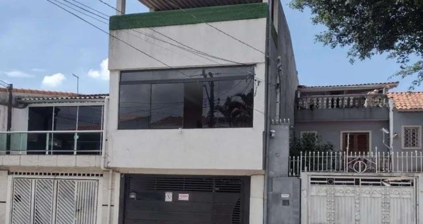 Ótimo Sobrado 3 Dorm 2 Vagas Próximo ao Pq do Carmo!