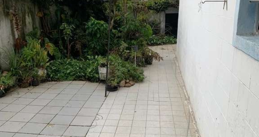 Casa com 03 Quartos | 01 Vaga | Bairro Centro - Diadema