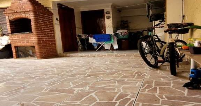 Sobrado á venda na Lapa, 180m², 3 dormitórios (1 suíte) e 2 vagas