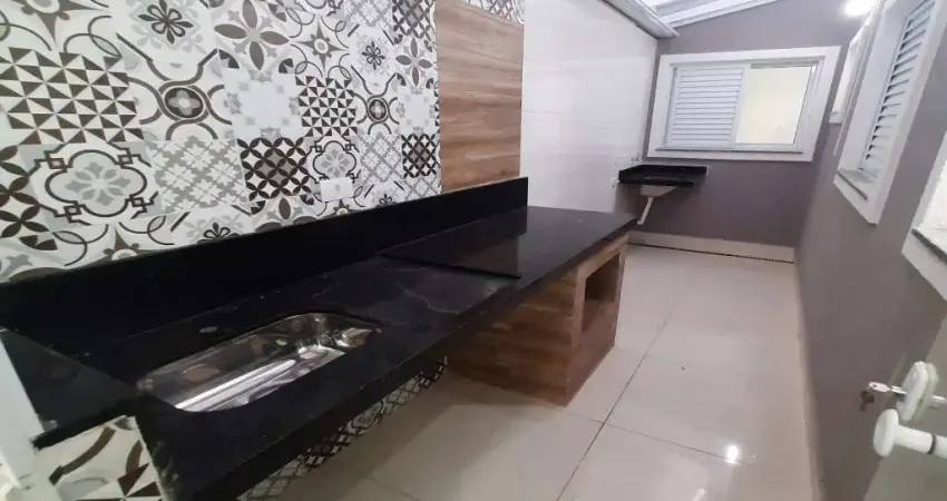 Apartamento sem condomínio com 3 dormitórios, sendo 1 suíte, churrasqueira, 2 vagas e elevador.