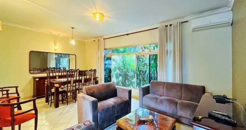 Casa à venda no Jardim Leonor Mendes de Barros com 243 m² 4 dormitórios 1 suíte 3 banheiros 4 vagas