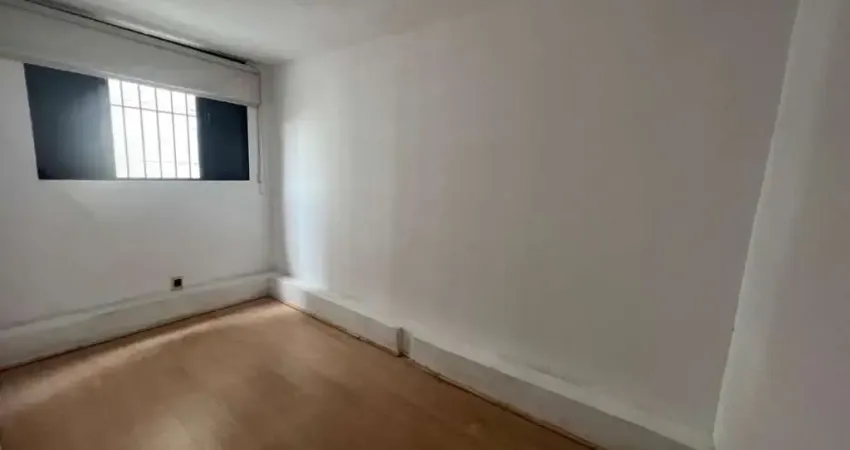 Apartamento a venda 35m² sendo 01, banheiro e 01 vaga Liberdade