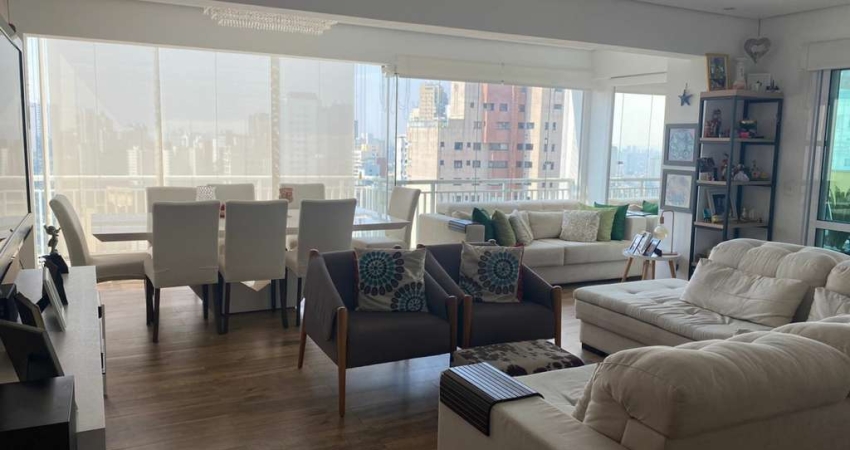 Apartamento à venda na Vila Suzana com 172m², 3 quartos e 3 vagas