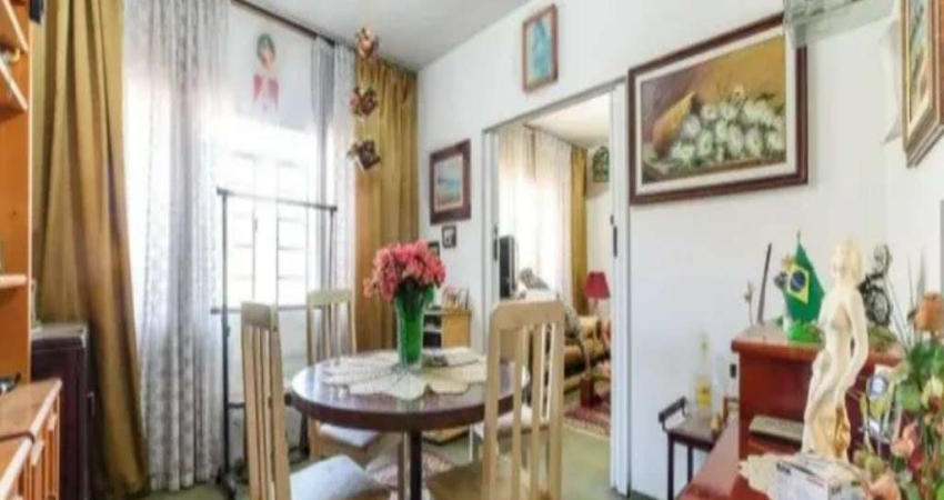 Casa à Venda na Avenida Engenho Araci