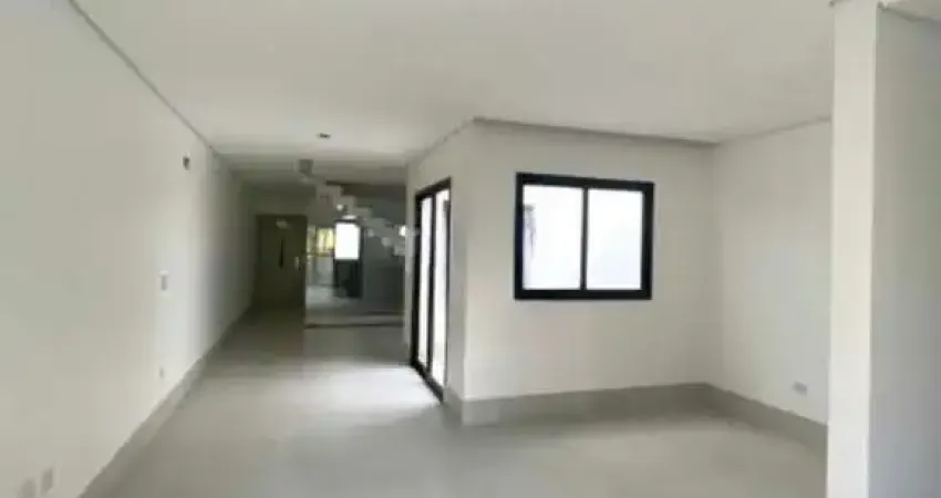 Sobrado Moderno, fino acabamento , 3 Dormitórios, com área de lazer na cobertura - 194m2