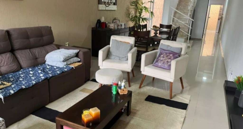 Sobrado em São Caetano do Sul,  232 m², 3 dormitórios.