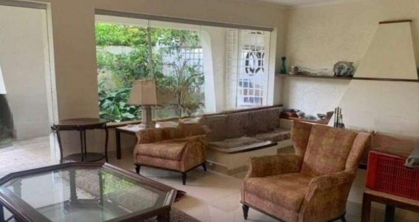 Casa à venda no Brooklin com 450m² 4 dormitórios 2 suítes 5 banheiros 5 vagas