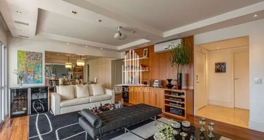Apartamento de Alto padrão com 4 quartos á venda no Brooklin