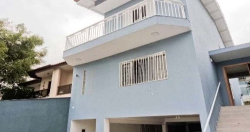 Casa à venda com 480m², 3 quartos e 8 vagas