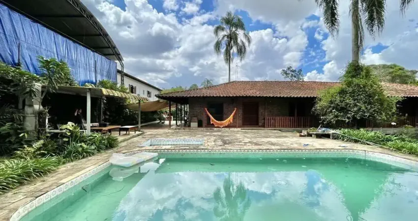 Casa Miolo da Granja Vianna - 7.088,00 m² - COMERCIAL / RESIDENCIAL