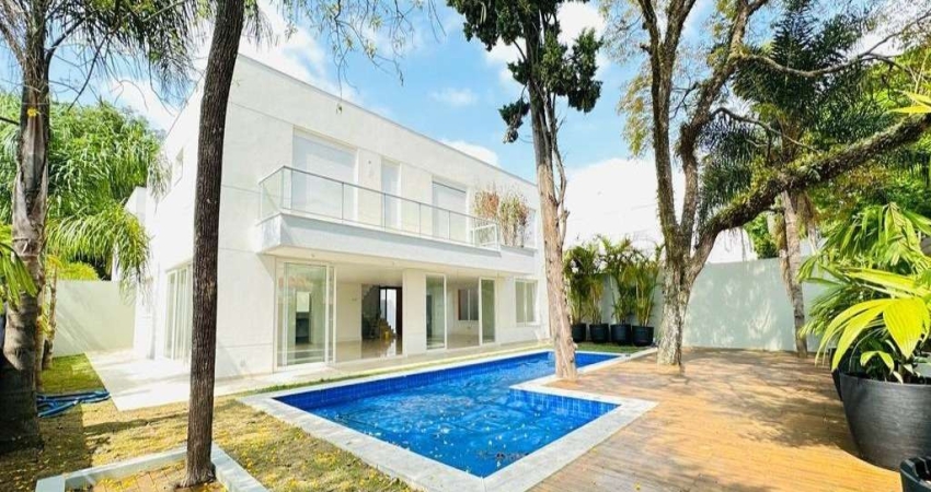 MARAVILHOSA CASA EM CONDOMINIO BROOKLIN