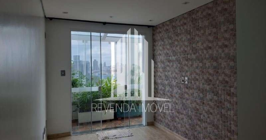 Cobertura à venda na Barra Funda, São Paulo-SP: 2 quartos, 1 sala, 1 banheiro, 1 vaga, 93m² de área. Venha conferir!