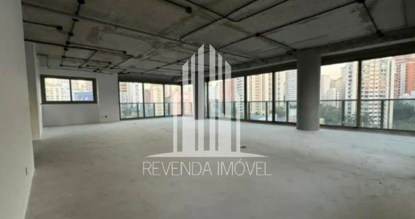 Luxuoso apartamento de 4 suítes na Vila Nova Conceição no Condomínio The Frame Vila Nova Conce, São Paulo-SP: 358m², 6 banheiros e 4 vagas de garagem!