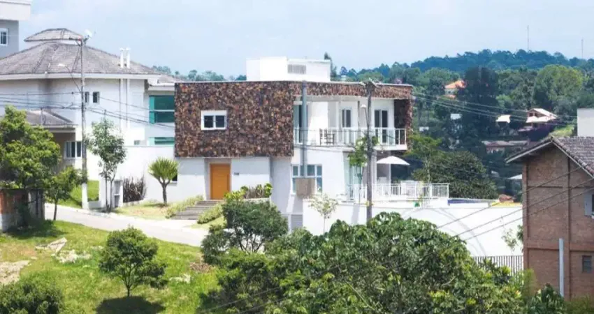 Cond São Paulo II - Nova, moderna, vista p/ o campo de golf!