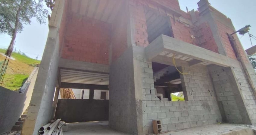Casa em condomínio em Santana de Parnaíba 4 Dormitórios 3 Suítes e 5 Vagas