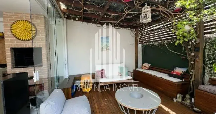 Casa de luxo à venda em tamboré, santana de parnaíba-sp: 5 quartos, 3 suítes, 2 salas, 3 banheiros, 2 vagas, 180m².