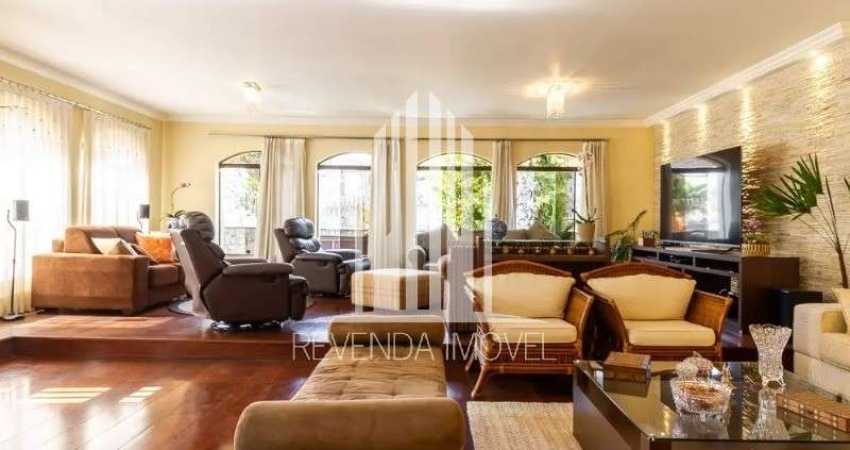 Casa da Grande Família Feliz
